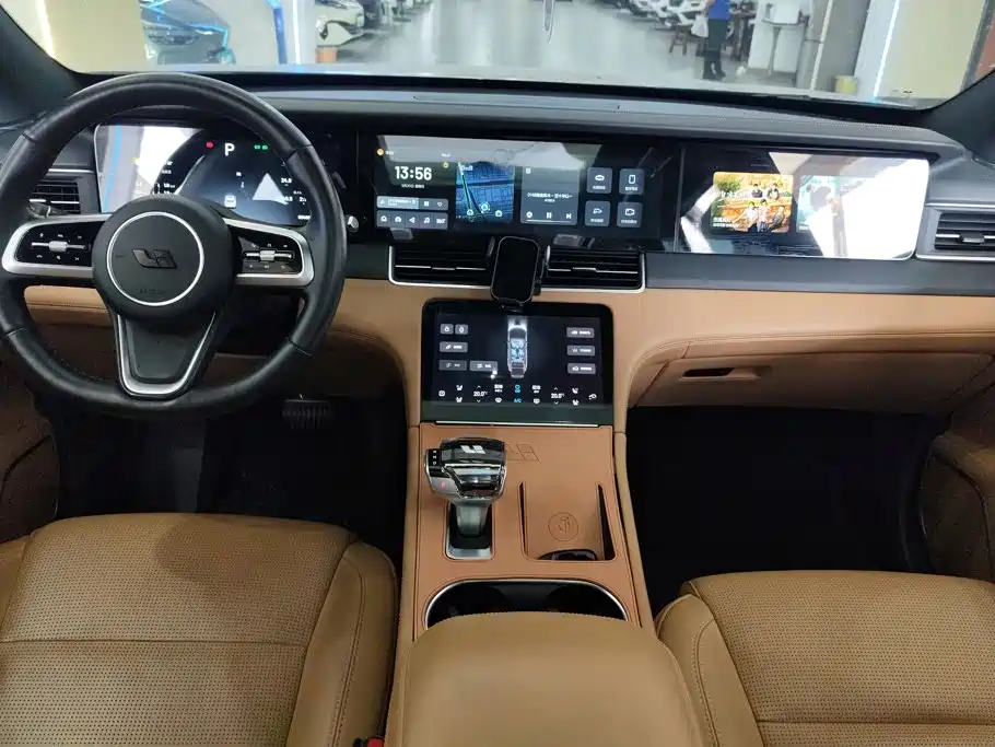 Li Auto Li ONE — миниатюра 12