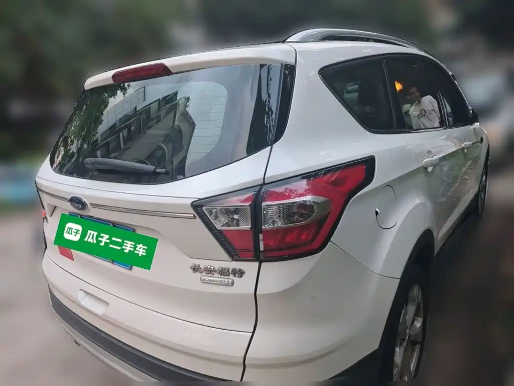 Ford Kuga — миниатюра 4