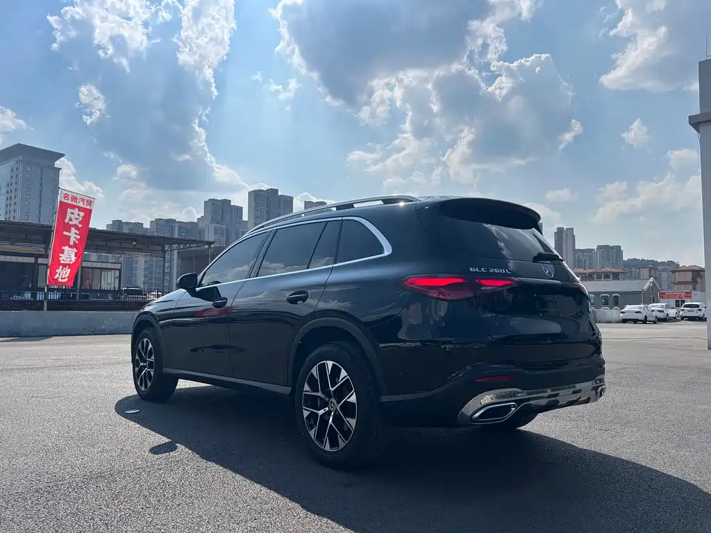 Mercedes-Benz GLC — миниатюра 9