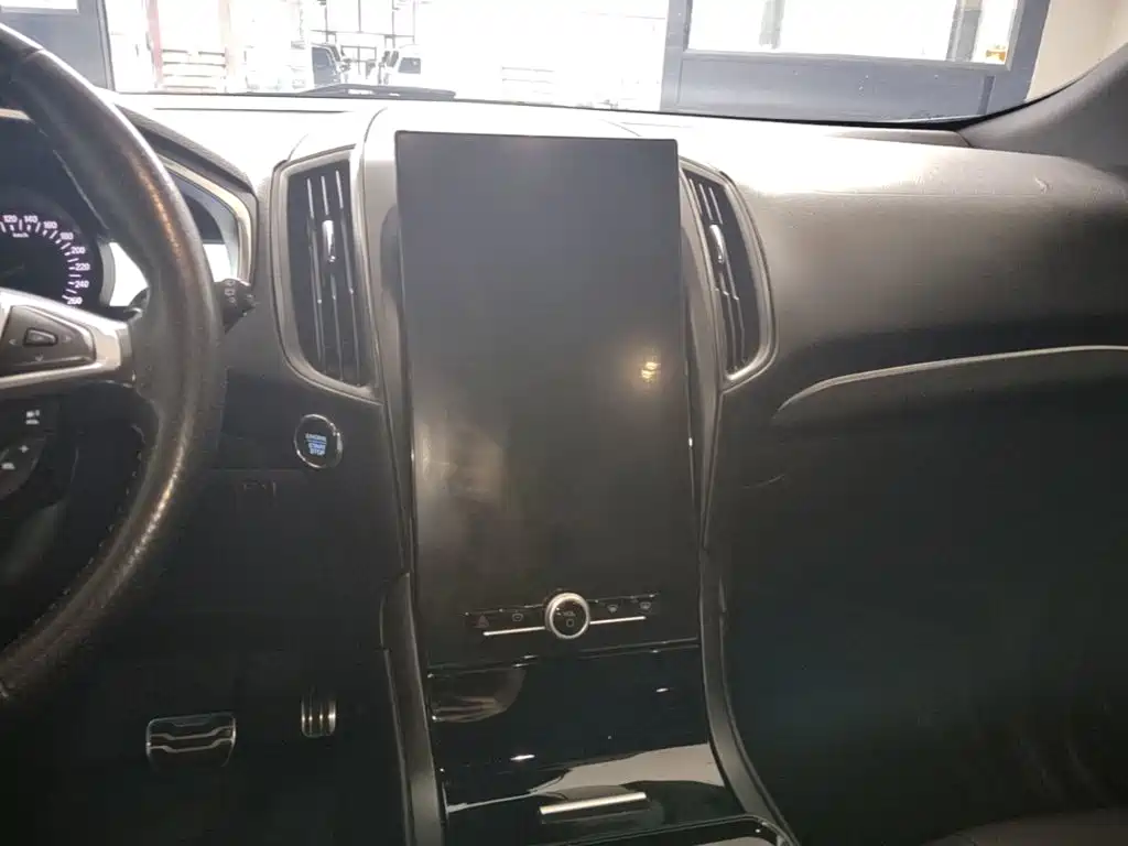 Ford Edge — миниатюра 13