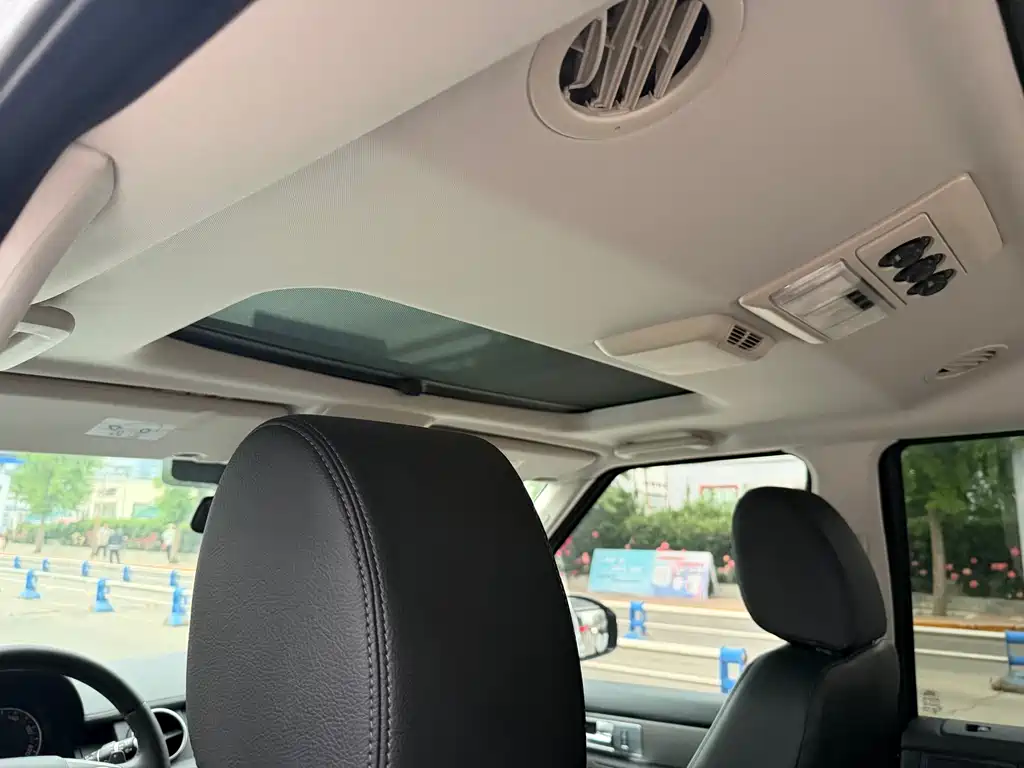 Land Rover Discovery 2014 3.0 SC V6 HSE