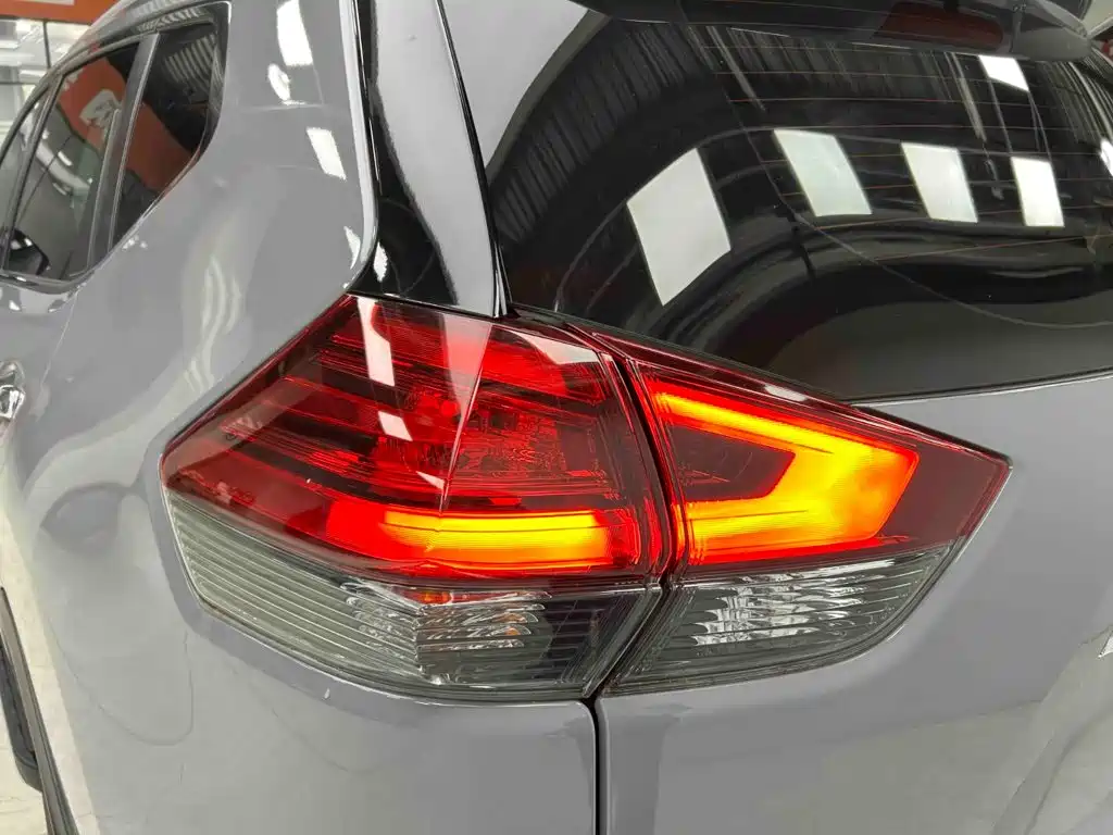Nissan X-Trail — миниатюра 24