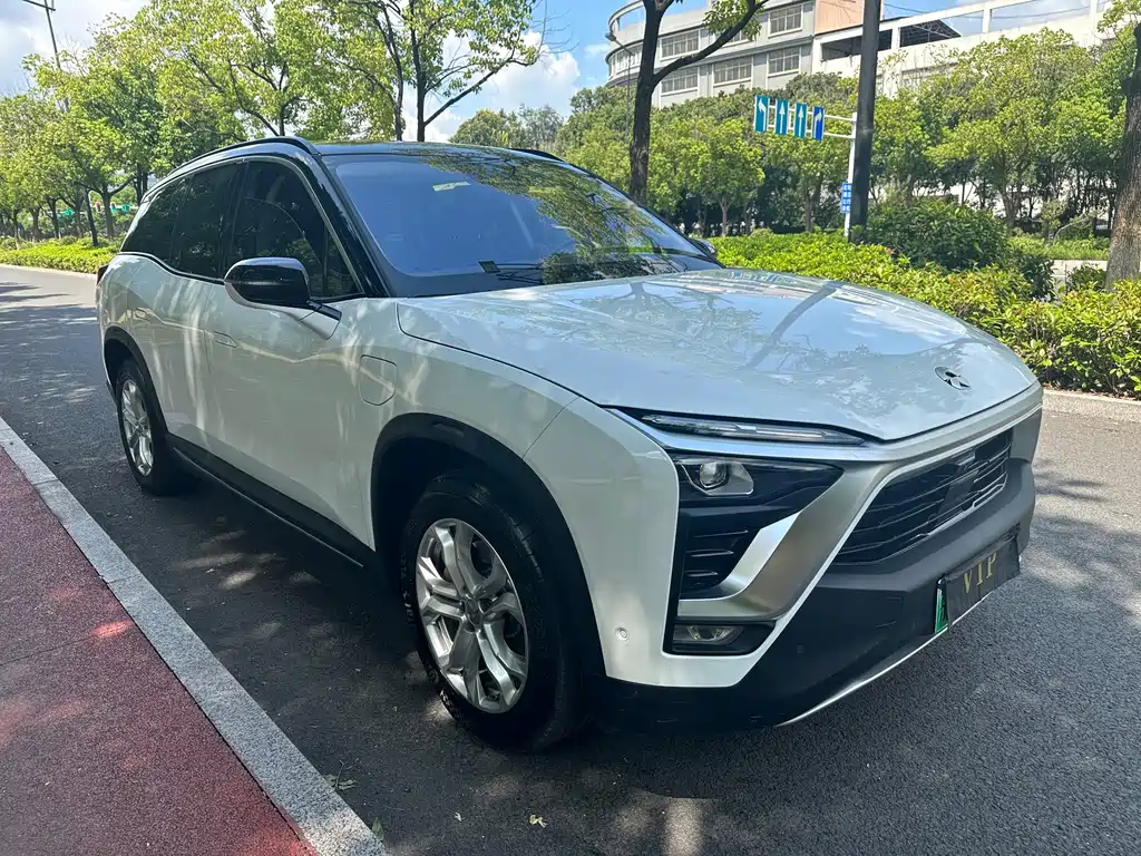 NIO ES8 — миниатюра 10