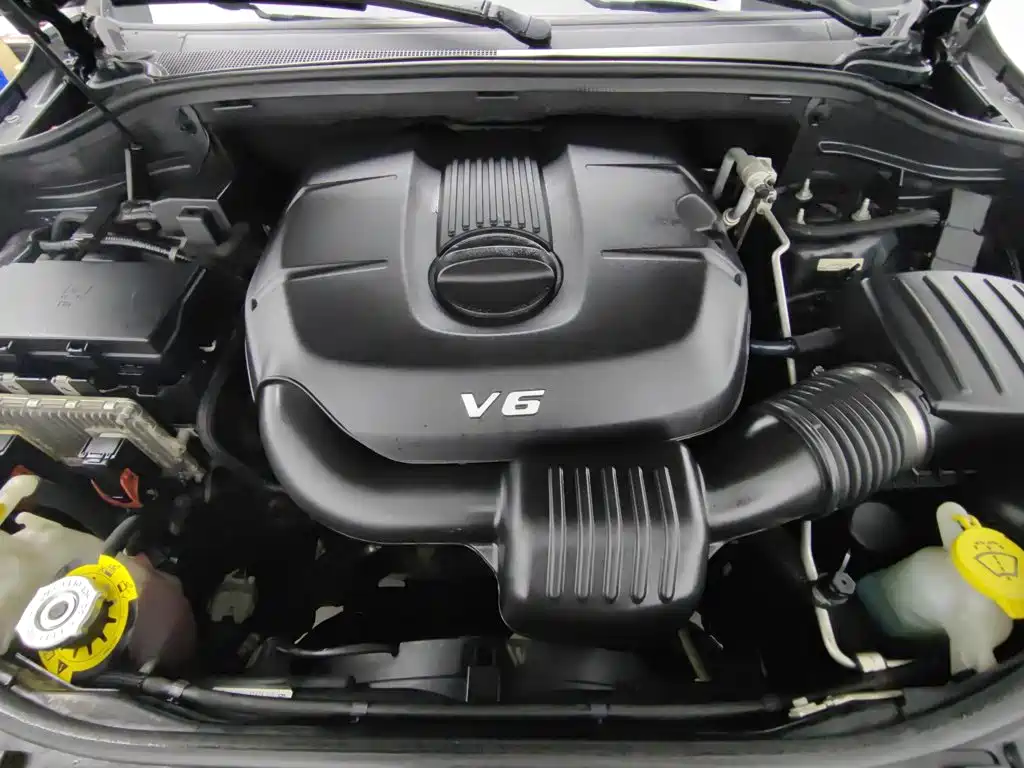 Jeep Grand Cherokee (Import) — миниатюра 6