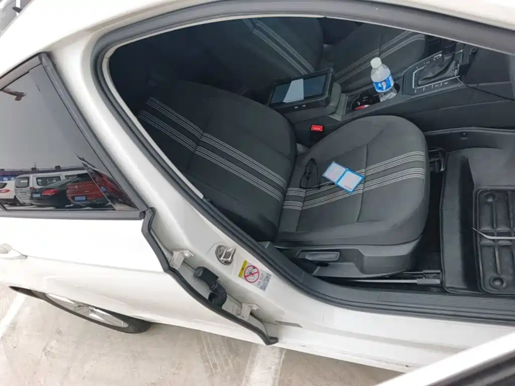 Volkswagen Lamando — миниатюра 25