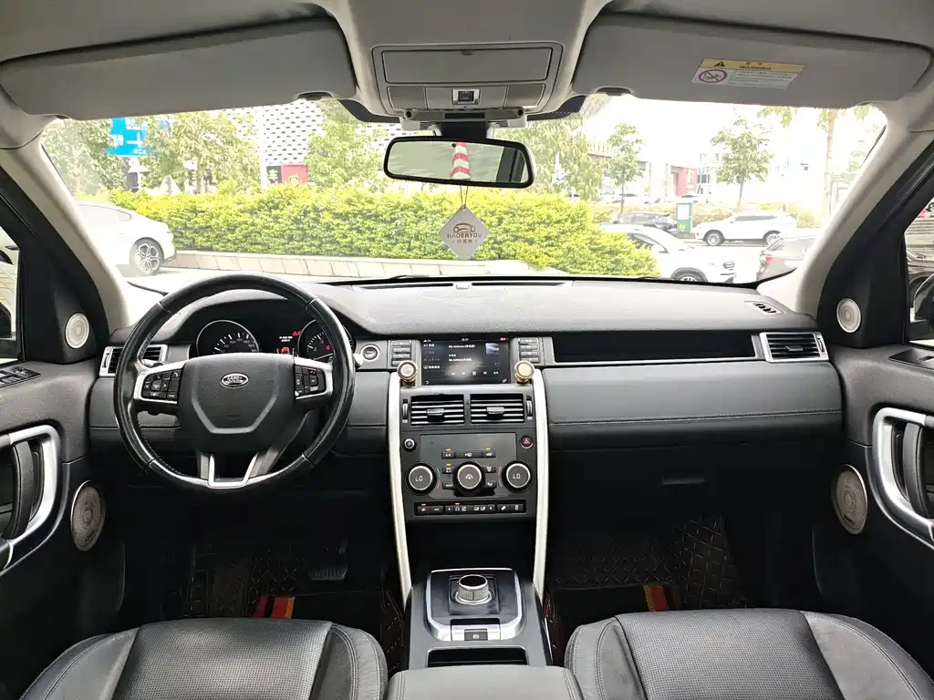 Land Rover Discovery Sport — миниатюра 7