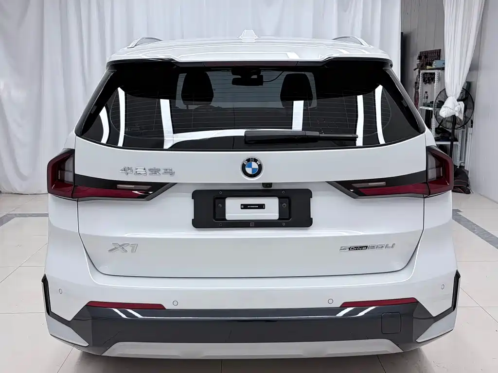 BMW X1 — миниатюра 5