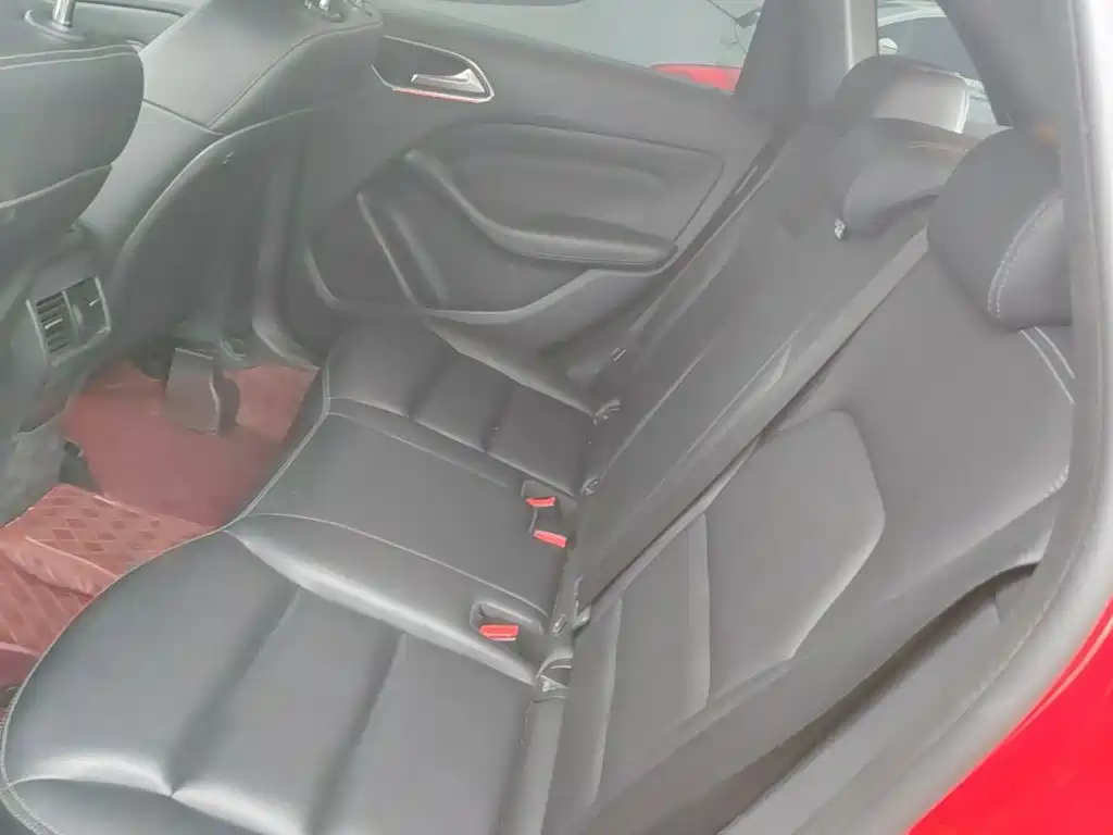 Mercedes-Benz B-Class — миниатюра 17