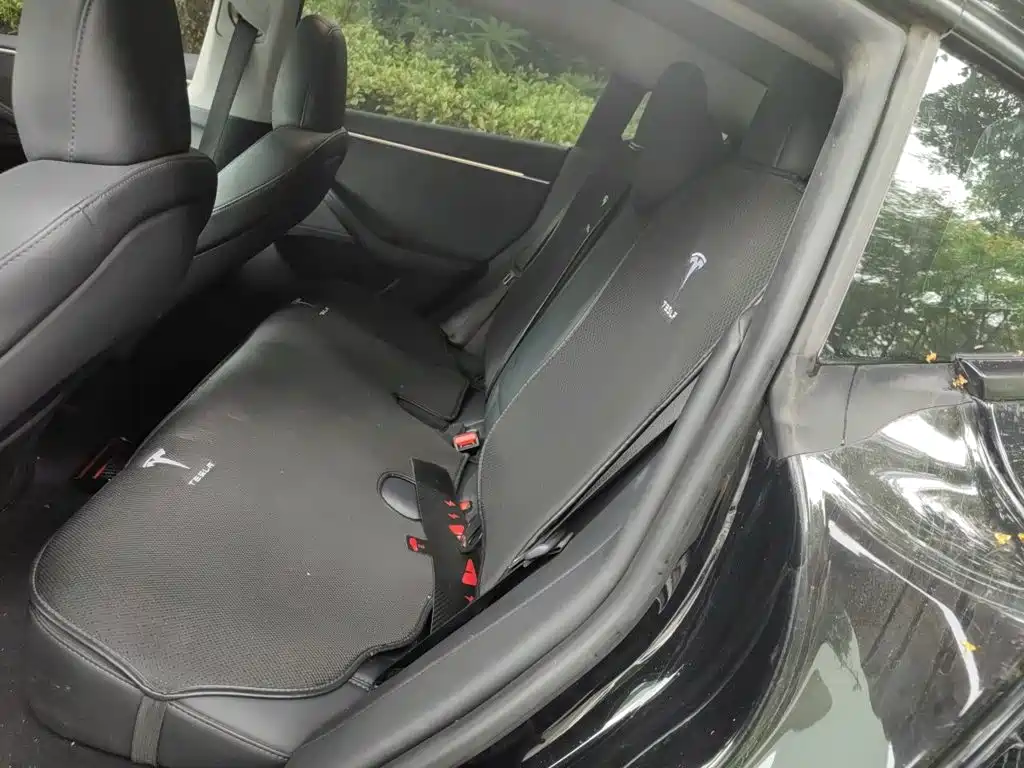 Tesla Model 3 — миниатюра 14