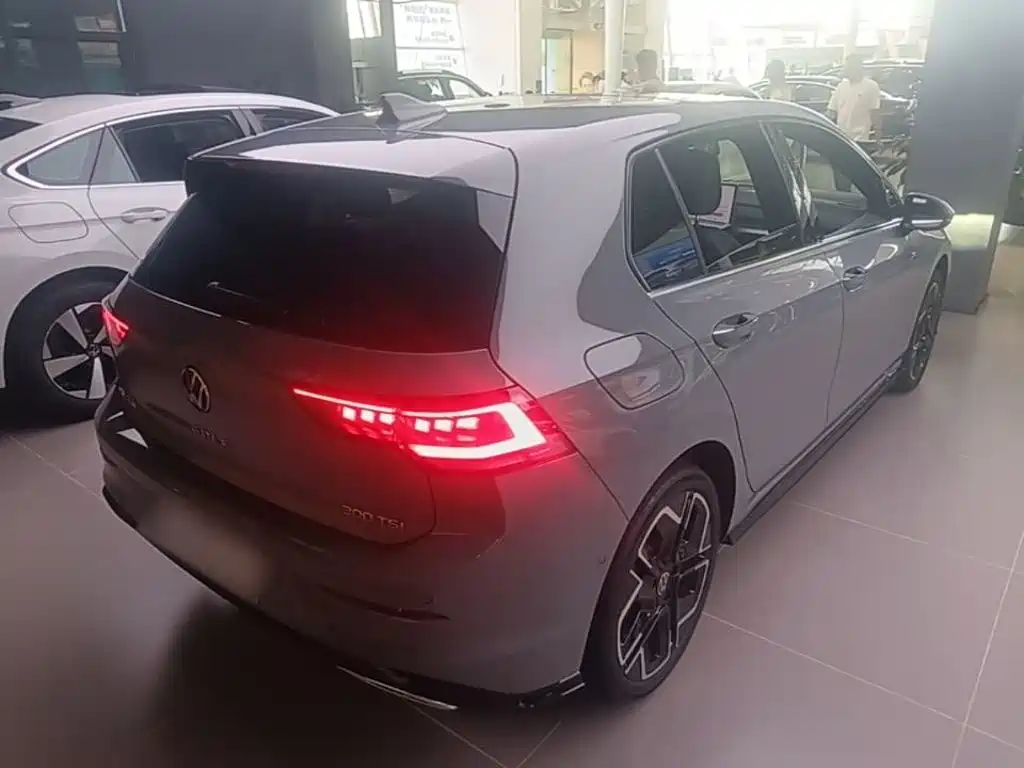 Volkswagen Golf — миниатюра 7