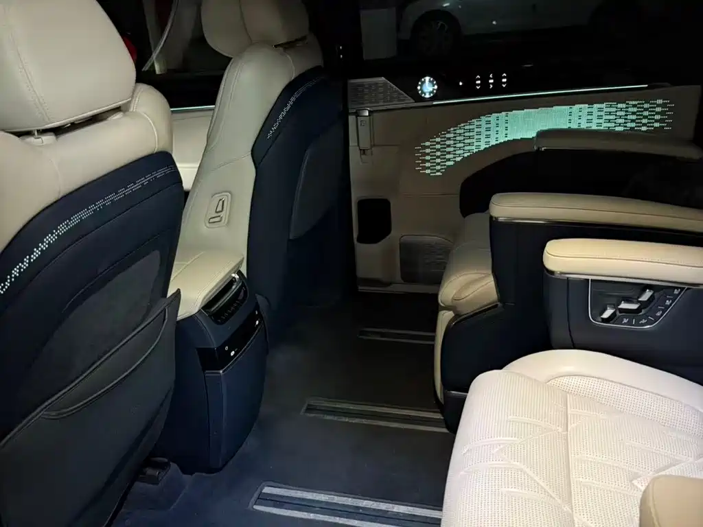 ZEEKR EXTREME KRYPTON 009