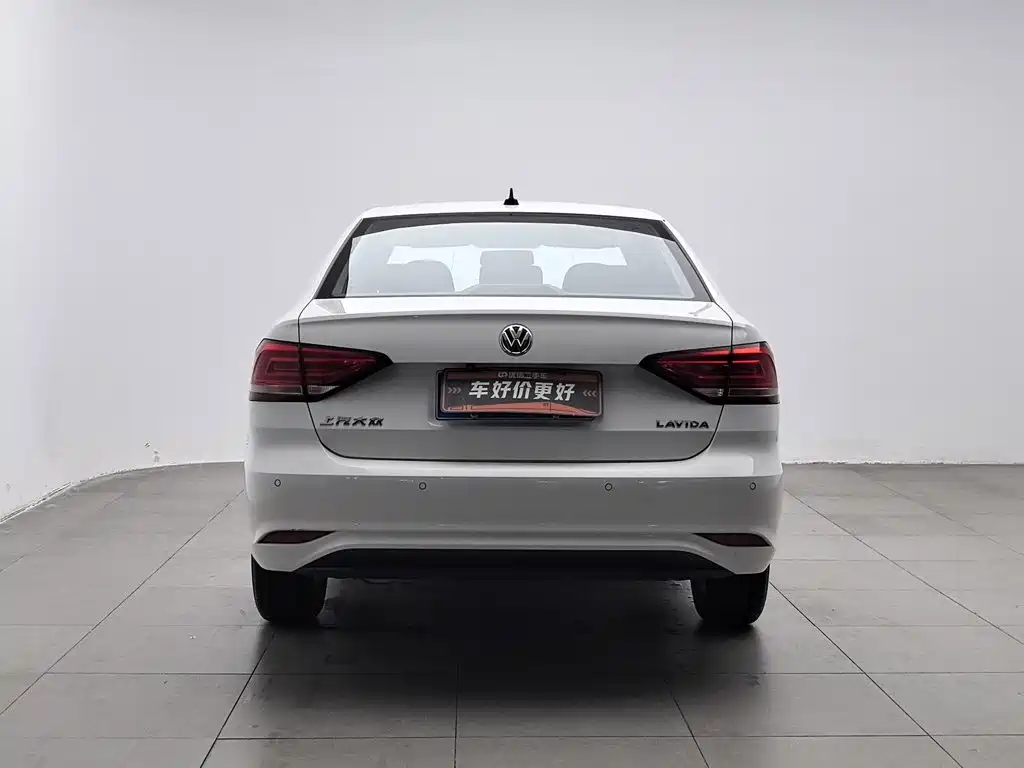 Volkswagen Lavida — миниатюра 4