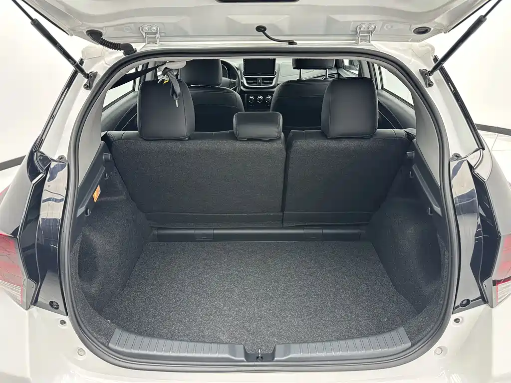 Toyota Yaris L — миниатюра 15