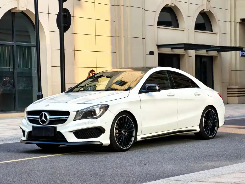 Mercedes-Benz CLA AMG 2016