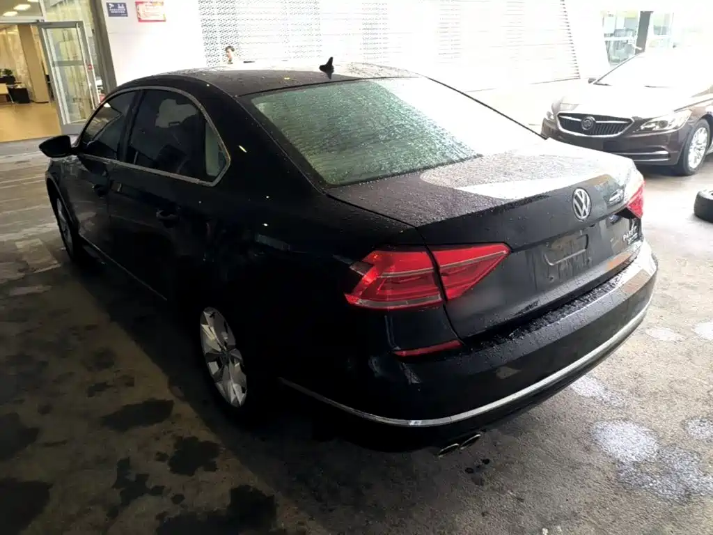 Volkswagen Passat — миниатюра 5