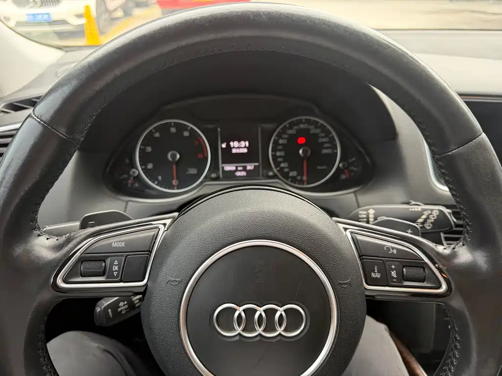 Audi Q5 — миниатюра 12