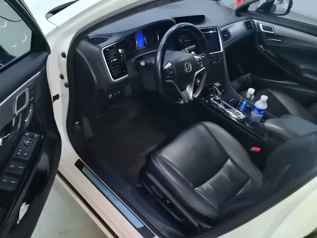 Honda Spirior — миниатюра 16