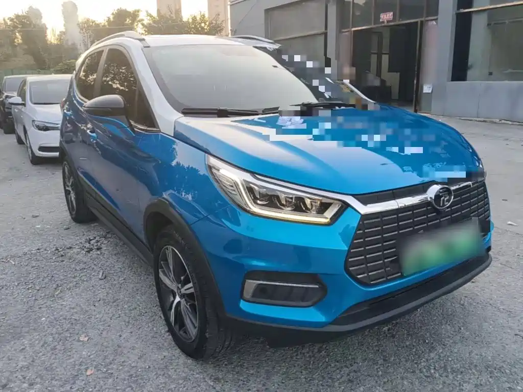 BYD Yuan EV — миниатюра 4