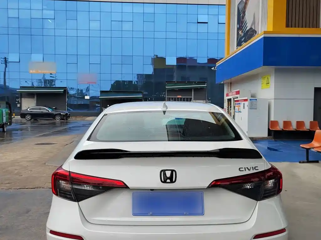 Honda Civic — миниатюра 8