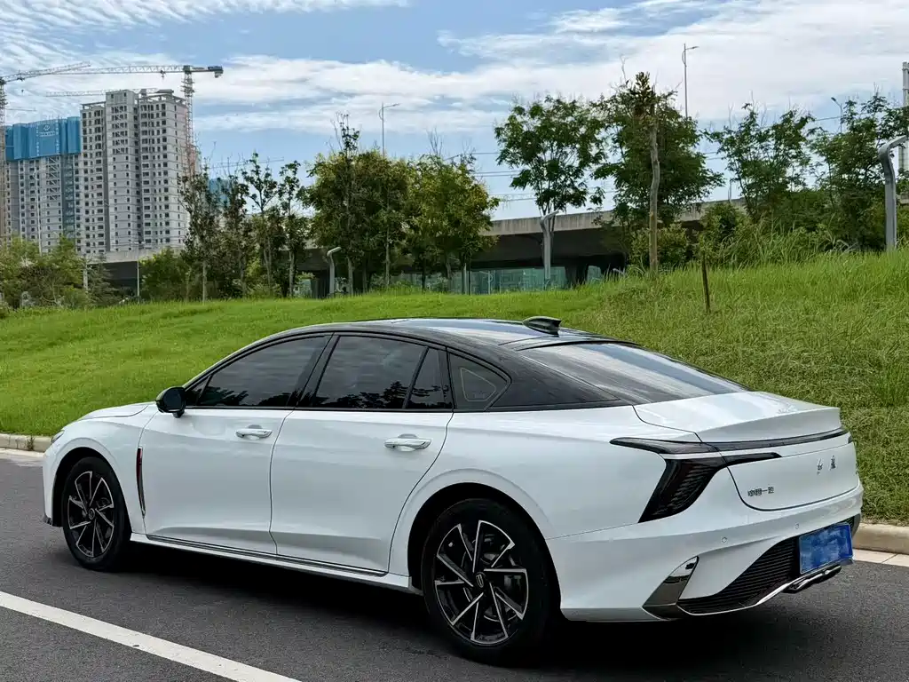 Hongqi Hongqi H6 — миниатюра 9