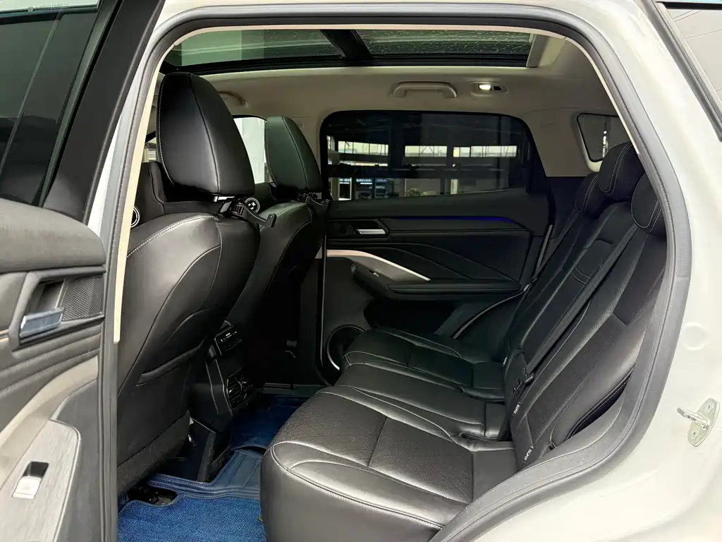 WEI PAI WEI BRAND VV6