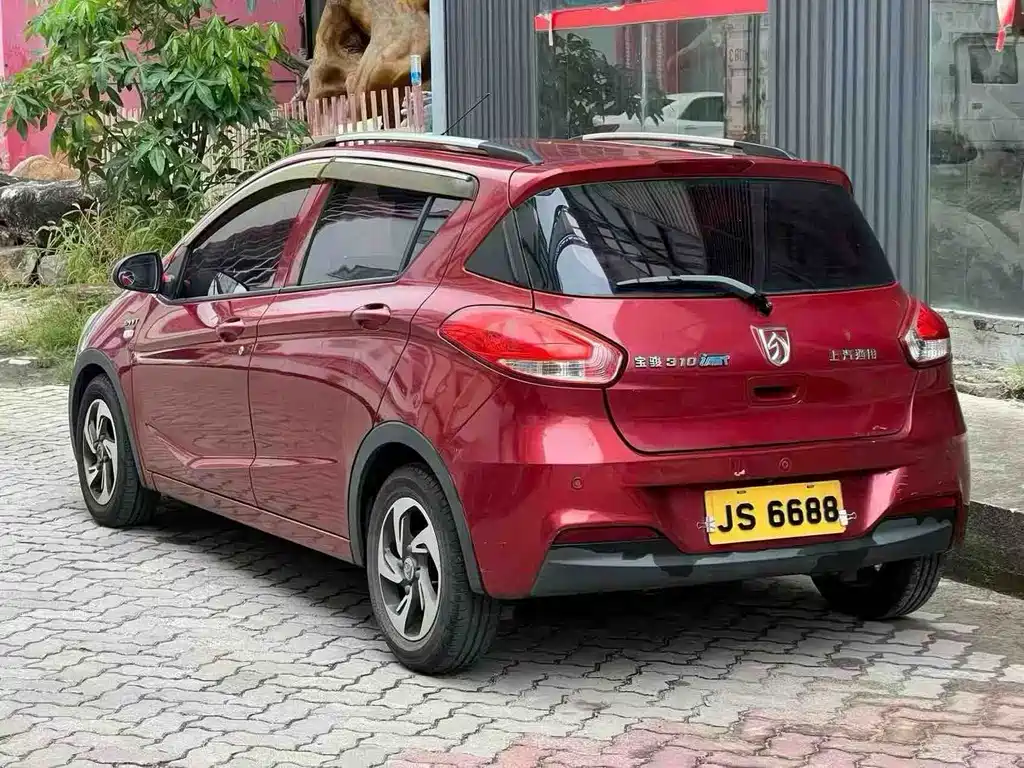 Baojun 310 — миниатюра 8