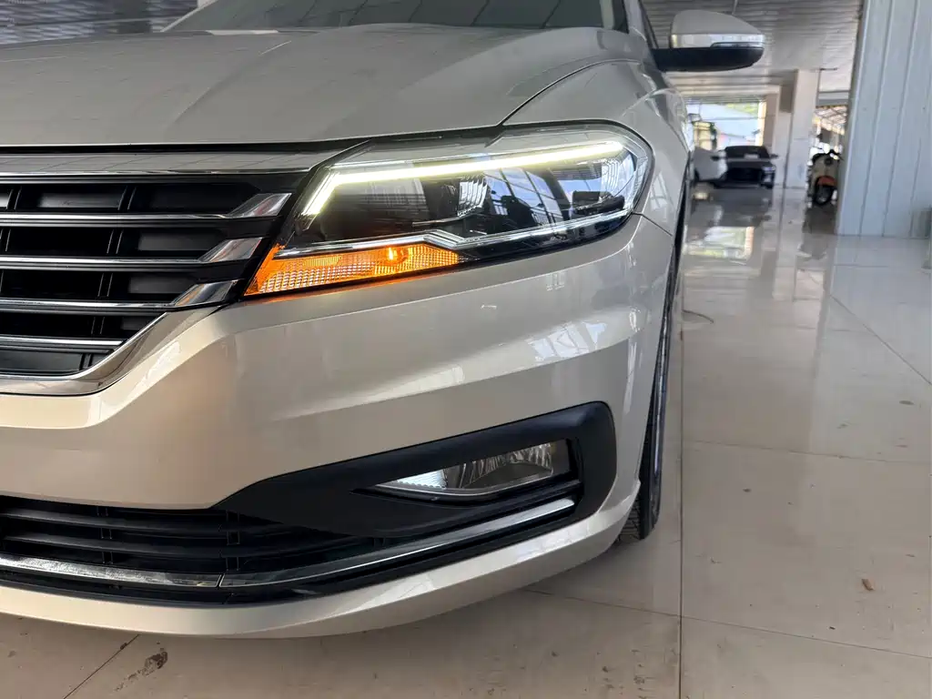 Volkswagen Lavida — миниатюра 21
