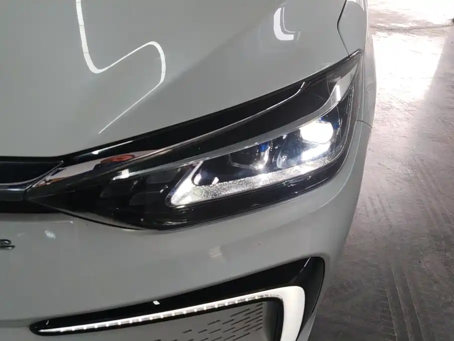 BAIC EU5 — миниатюра 5