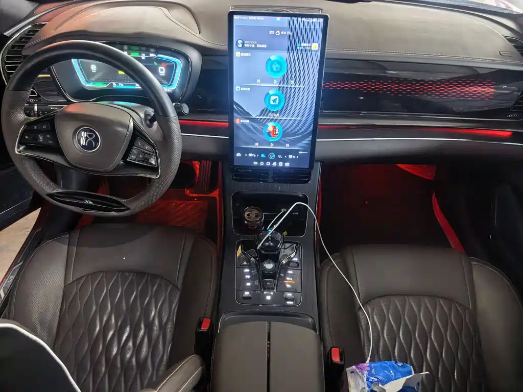 BYD Han — миниатюра 6