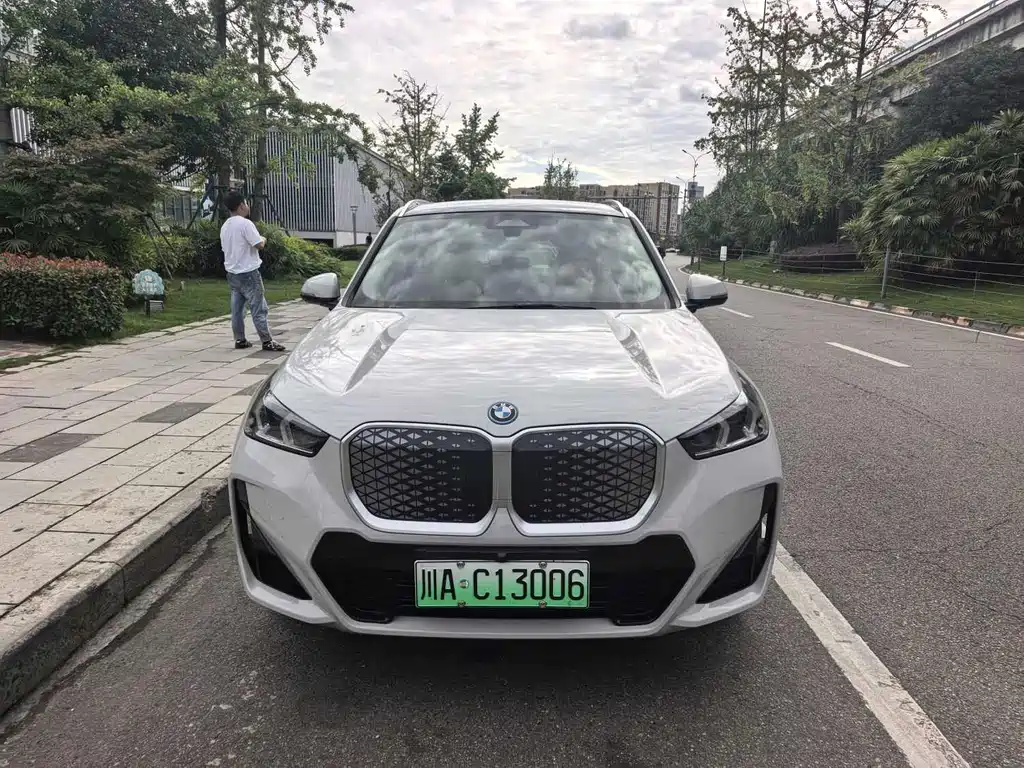 BMW iX1 — миниатюра 2
