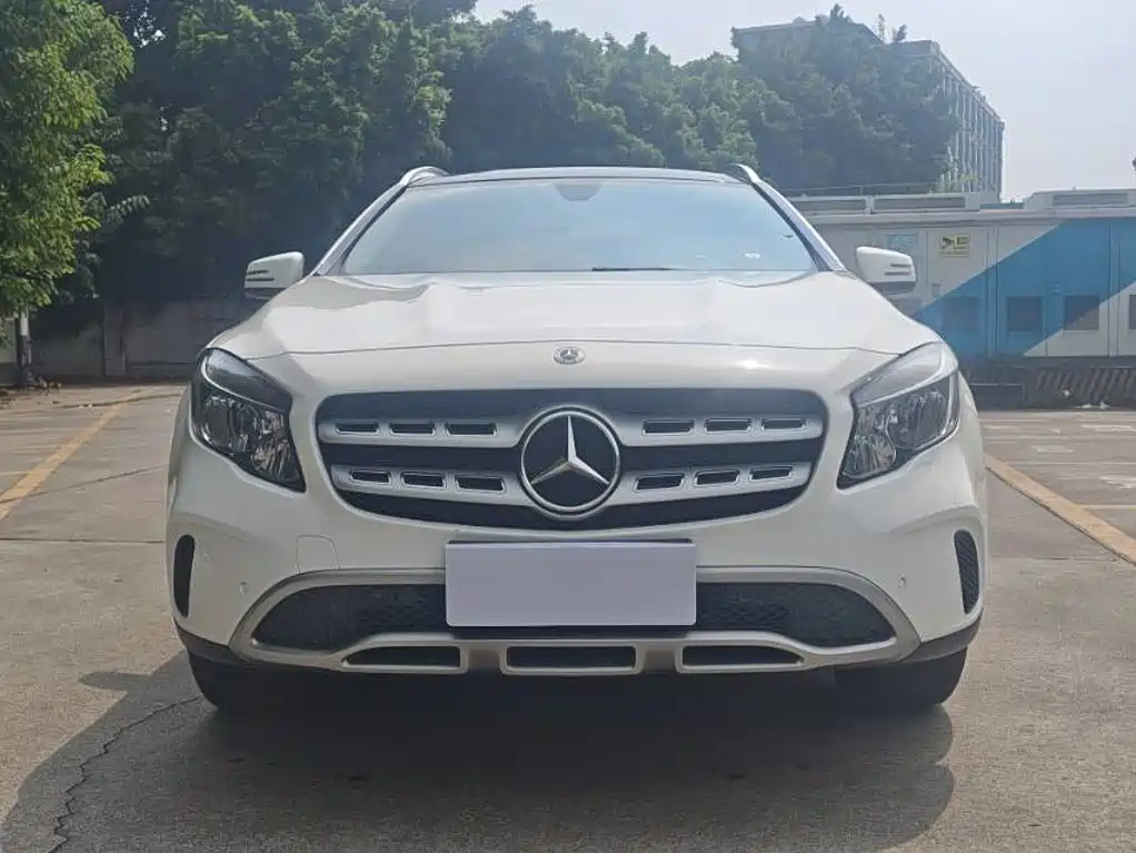 Mercedes-Benz GLA — миниатюра 2