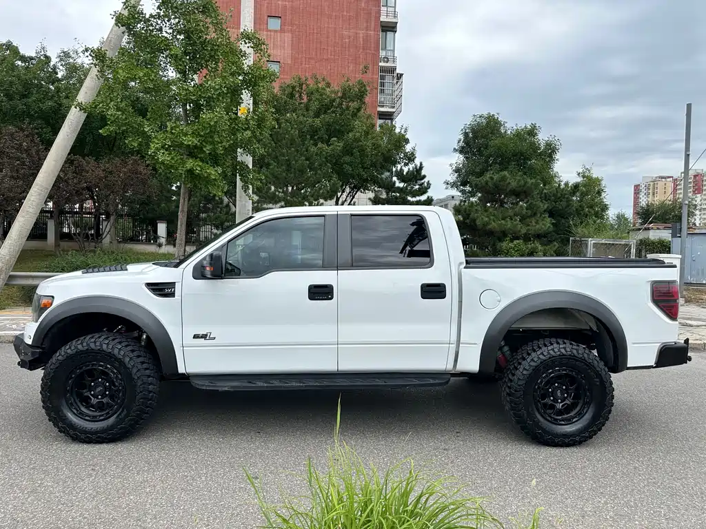 Ford F-150 Raptor — миниатюра 7