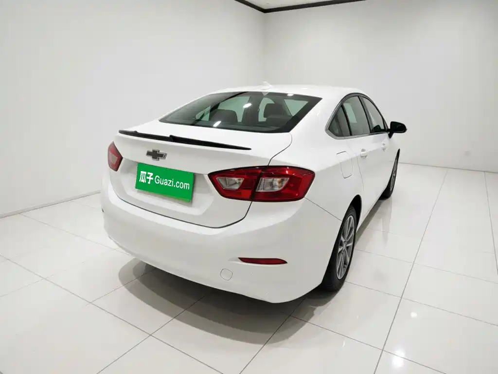 Chevrolet Cruze — миниатюра 4