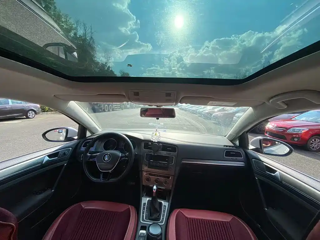 Volkswagen Golf — миниатюра 4