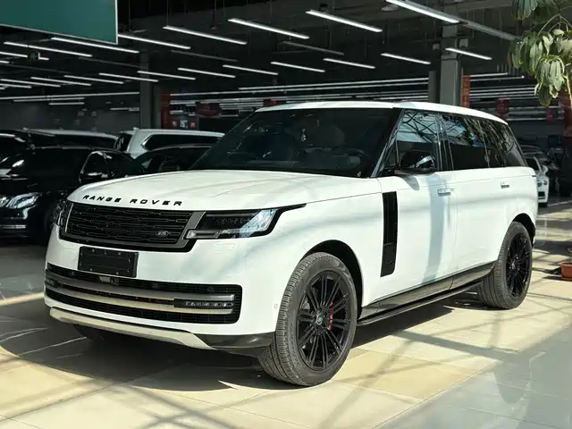 LAND ROVER RANGE ROVER 2025