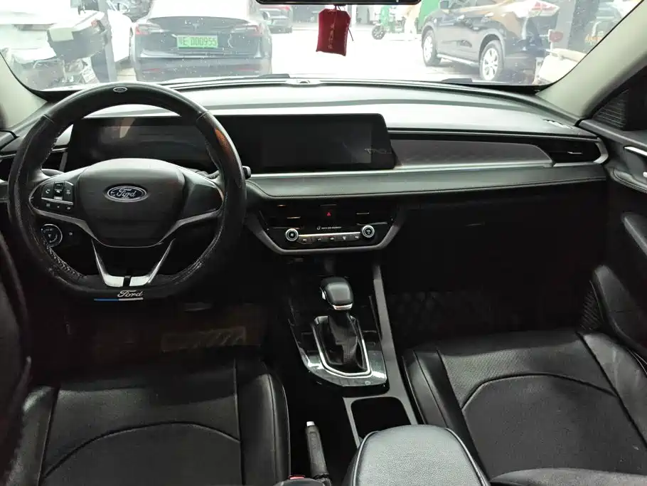 Ford Escort — миниатюра 12