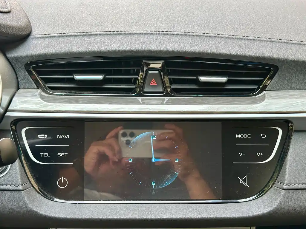 Geely Emgrand — миниатюра 28
