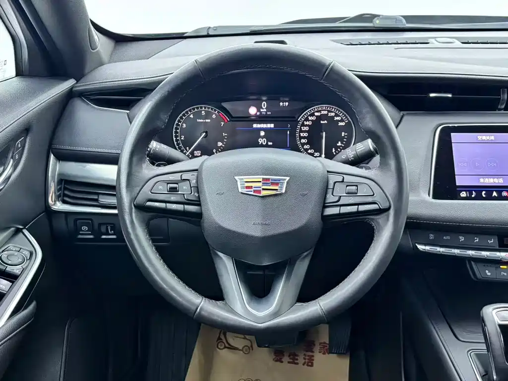 Cadillac XT4 — миниатюра 13