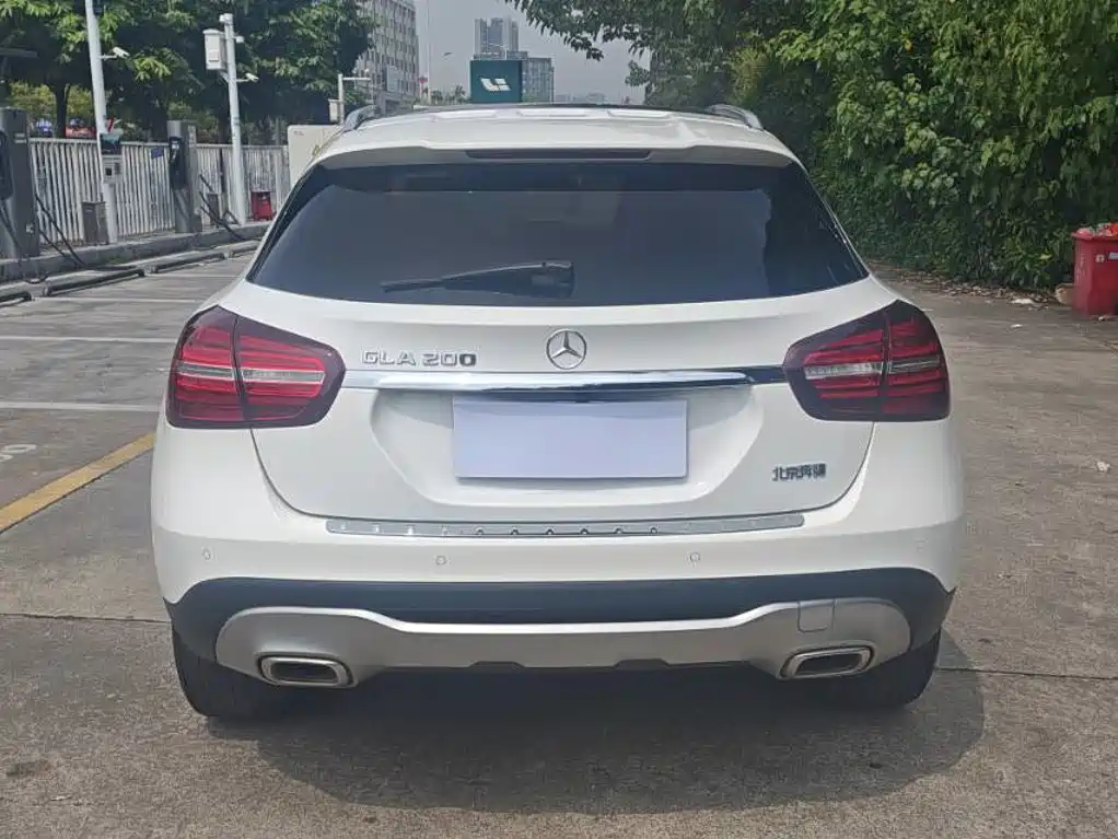 Mercedes-Benz GLA — миниатюра 5