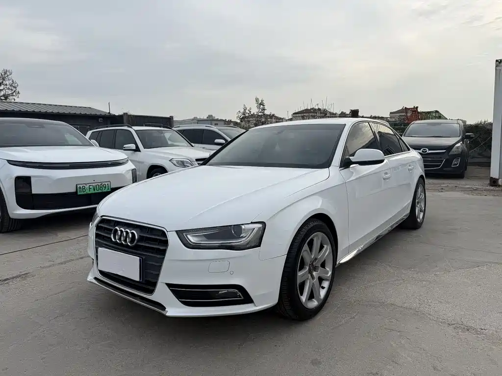 Audi A4L 2014