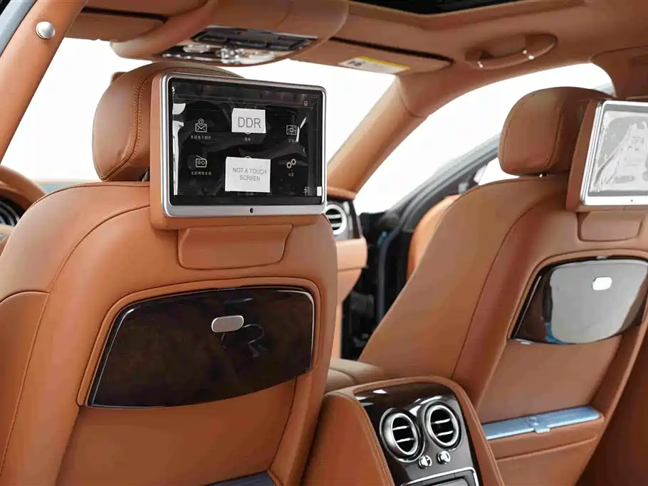 Bentley Flying Spur — миниатюра 15