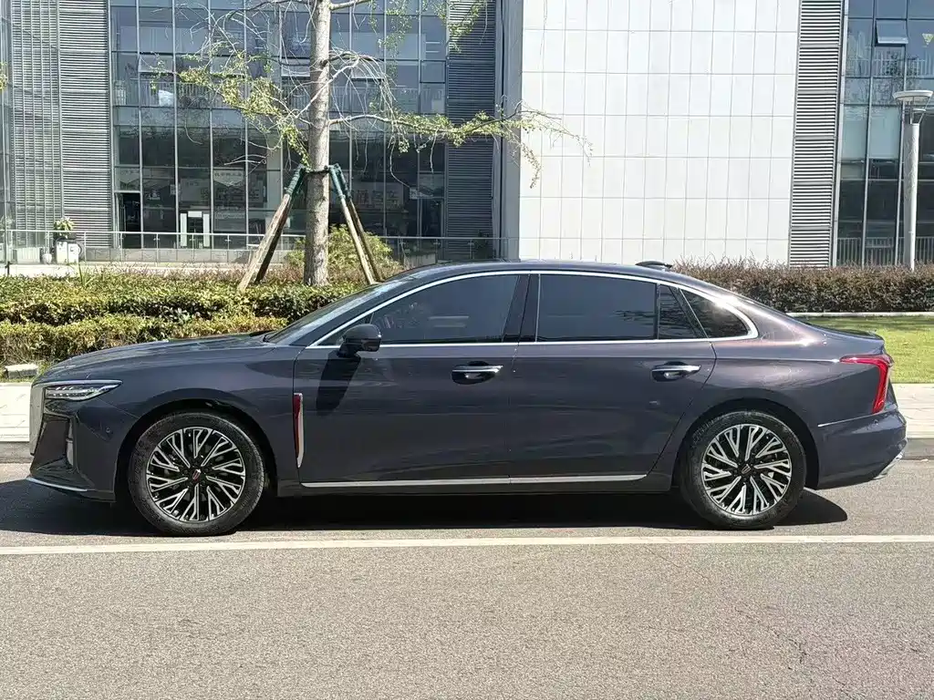 Hongqi Hongqi H5 — миниатюра 3