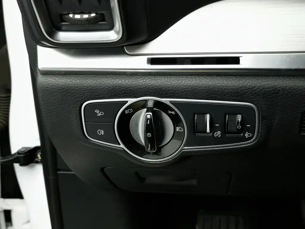 BYD Tang — миниатюра 21