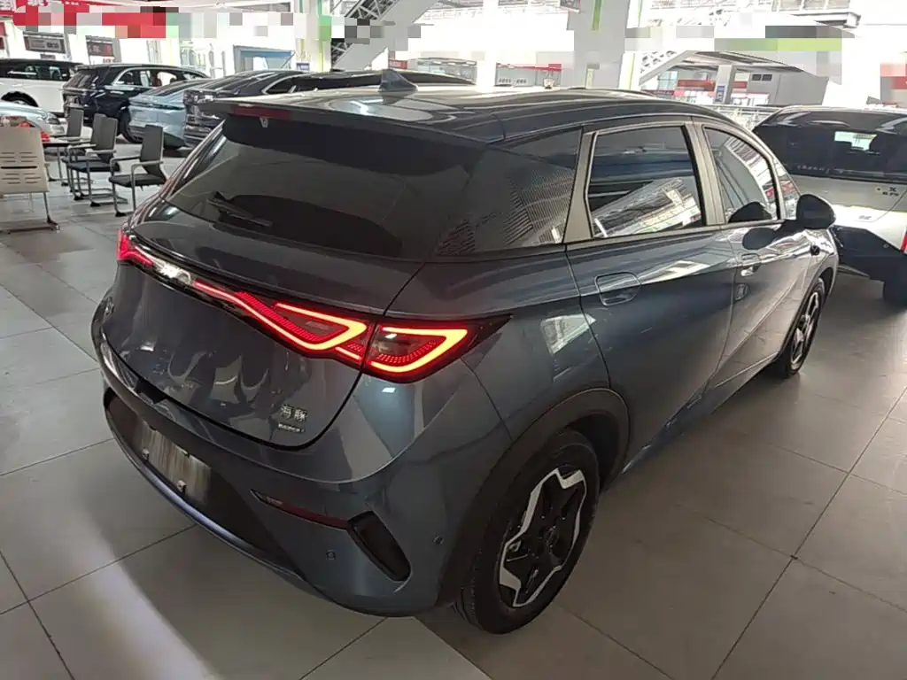 BYD Dolphin — миниатюра 7