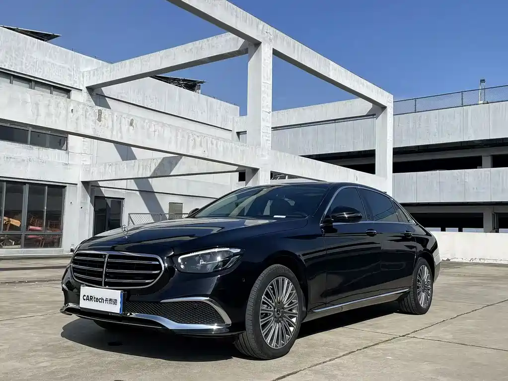 Mercedes-Benz E-Class 2023