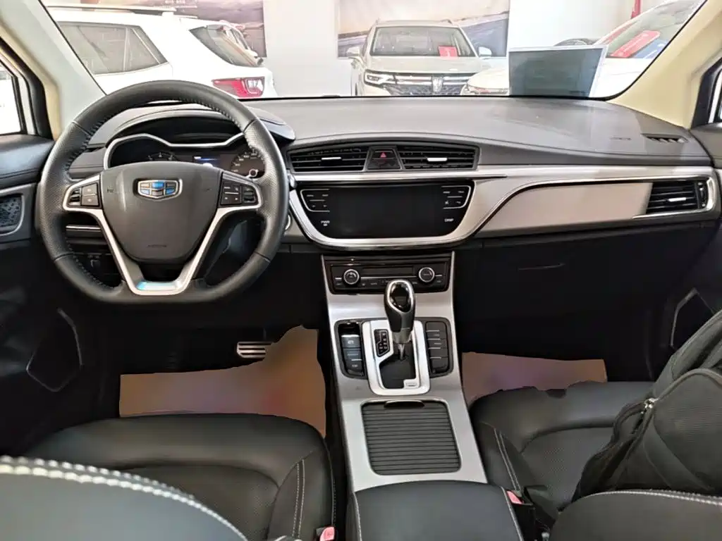 Geely Emgrand GS — миниатюра 10