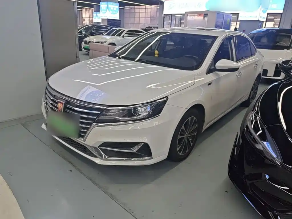 Roewe i6 New Energy — миниатюра 2