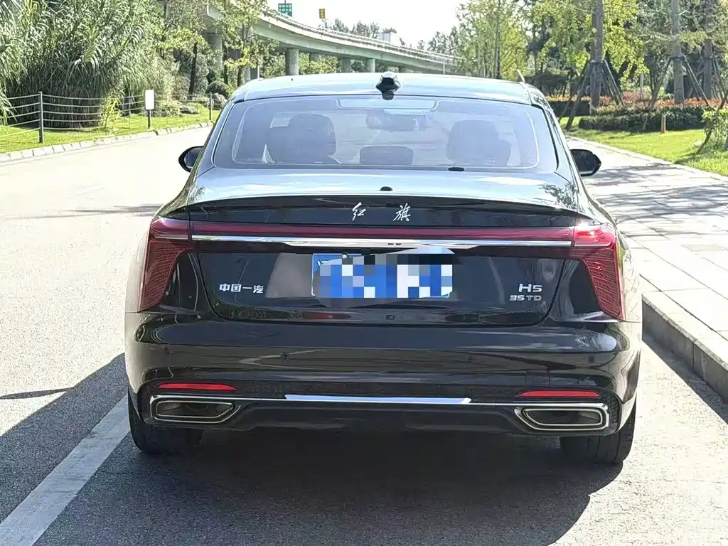 Hongqi Hongqi H5 — миниатюра 12