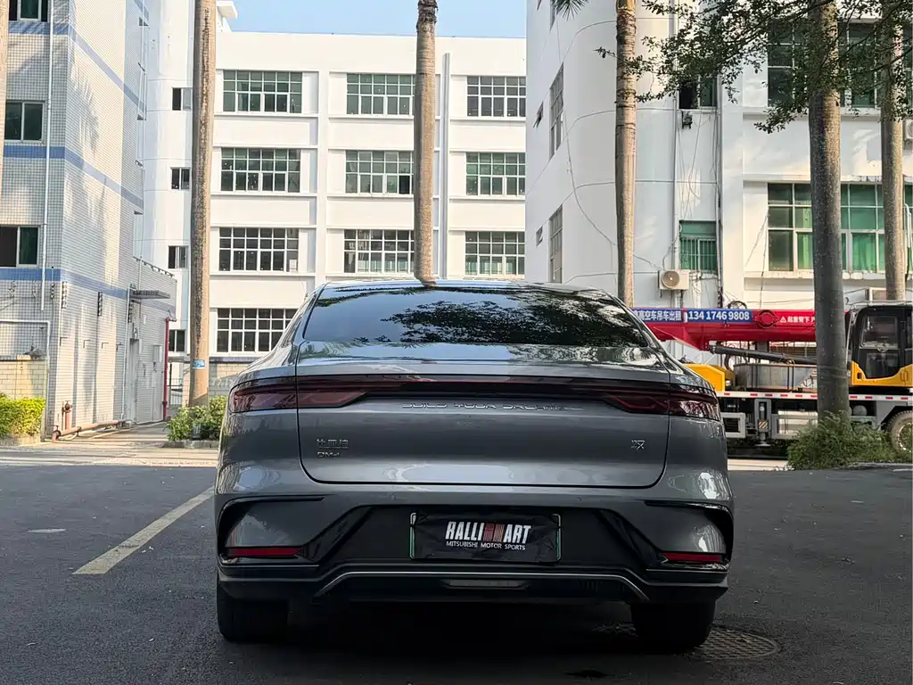 BYD Han — миниатюра 5