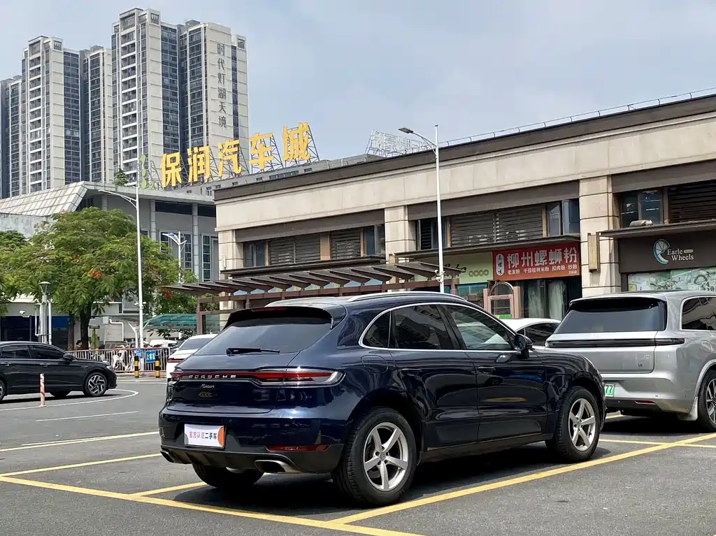 Porsche Macan — миниатюра 6